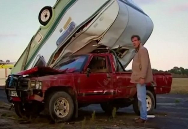 TOYOTA HILUX 2021, it is still alive